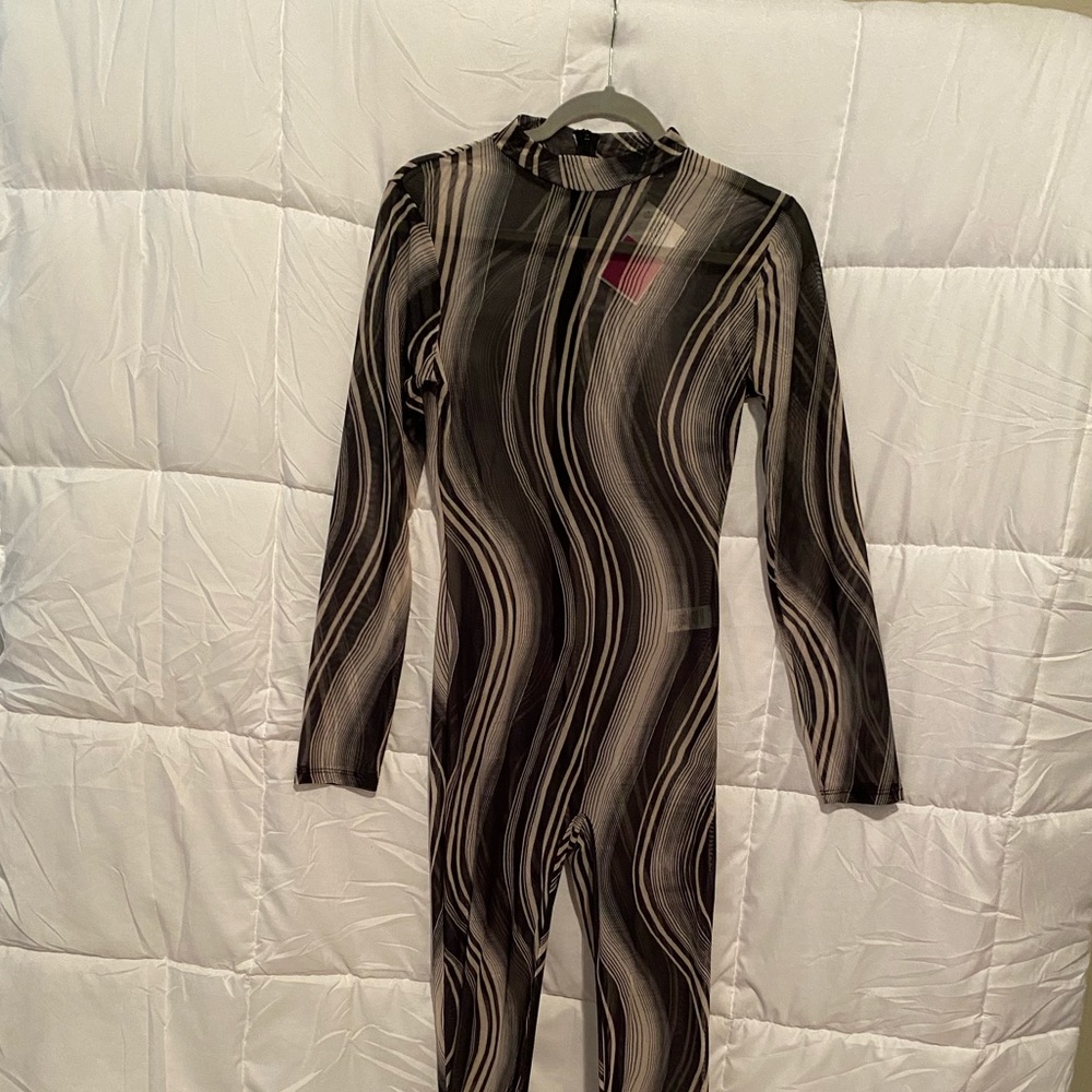 Black & White Swirl Jumper